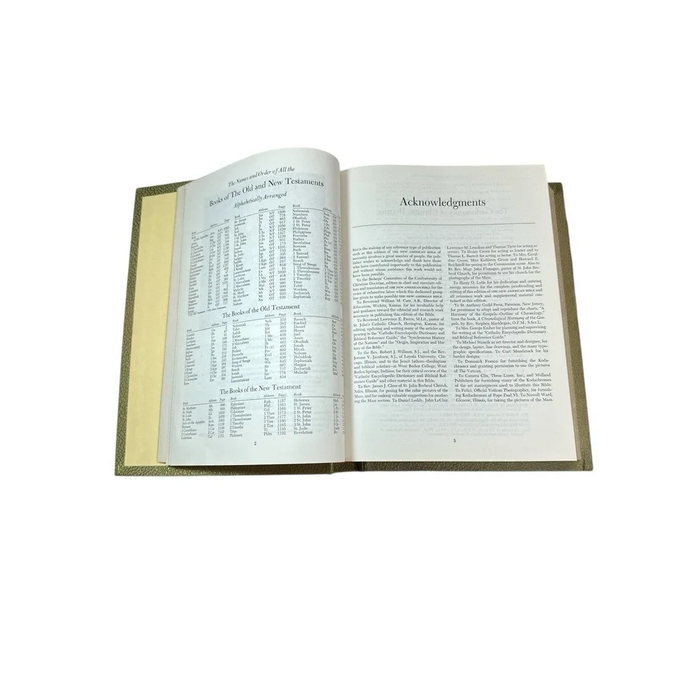 Vintage Heirloom Holy Bible Catholic NAB 1972-1973 Edition By Catholic Bible Pub